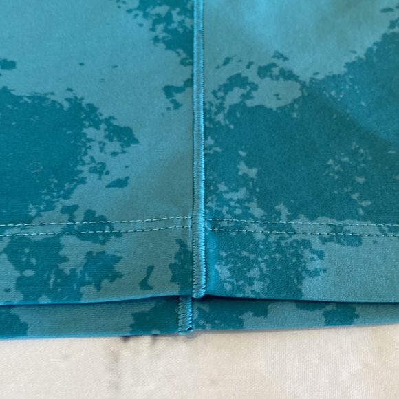 Mountain Hardwear Stretch Tanklette - Picture 11 of 16